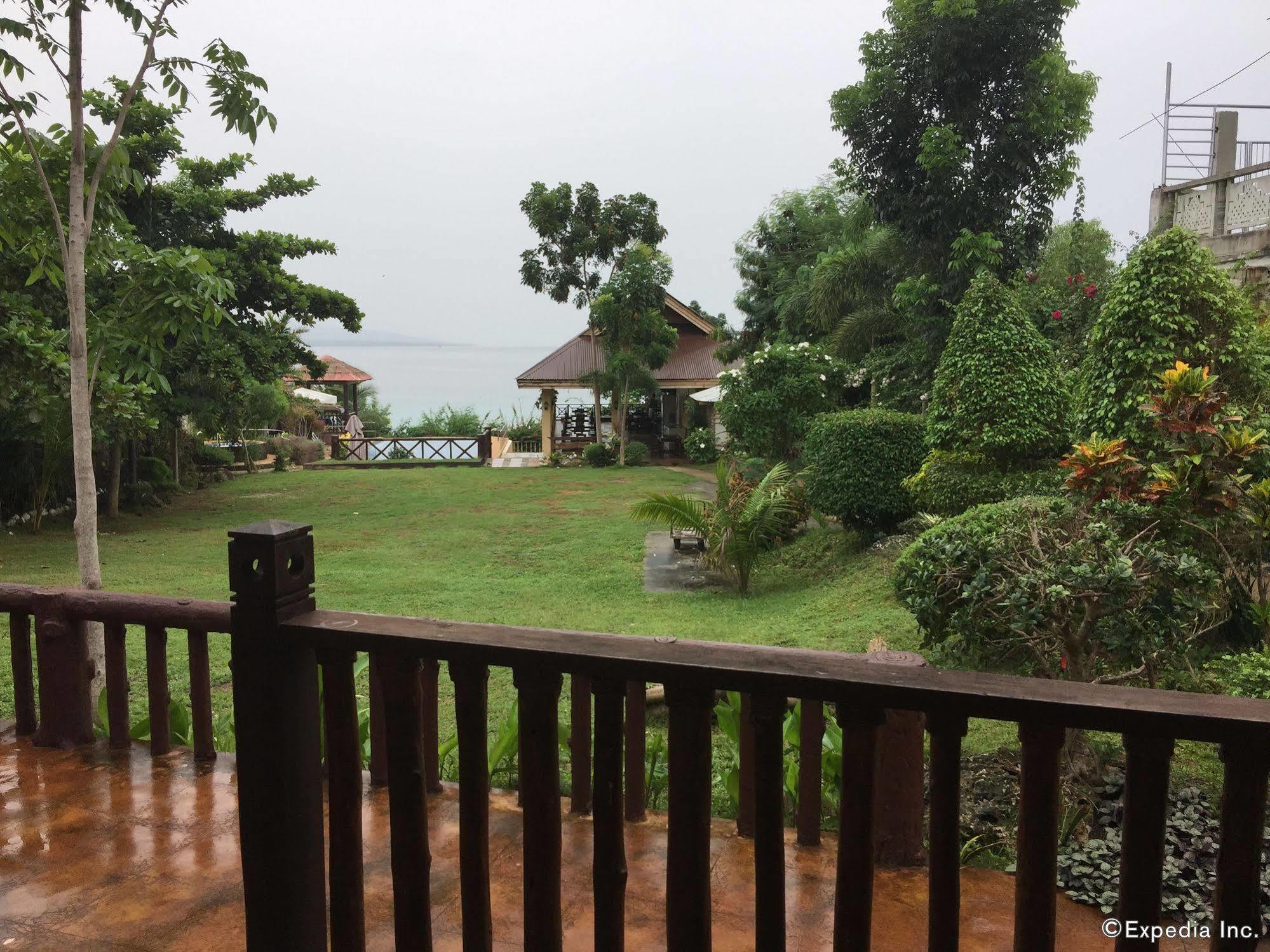 Oyo 435 La Veranda Beach Resort Panglao Exterior foto
